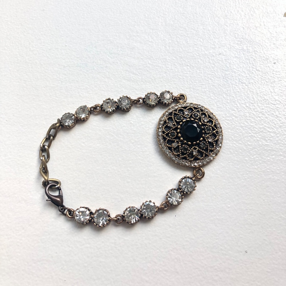 🚀Gem bracelet with beautiful pendant